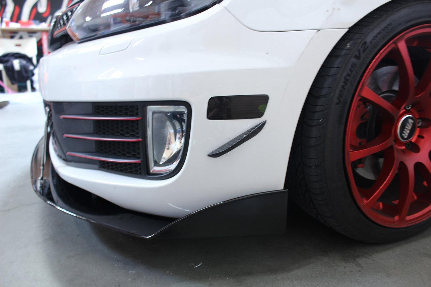 2010-2013 Volkswagen Golf GTI Splitter (MK6) V2