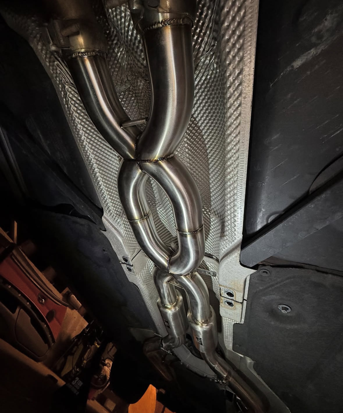 IRL E9x Double X Pipe | House of Apex - House of Apex