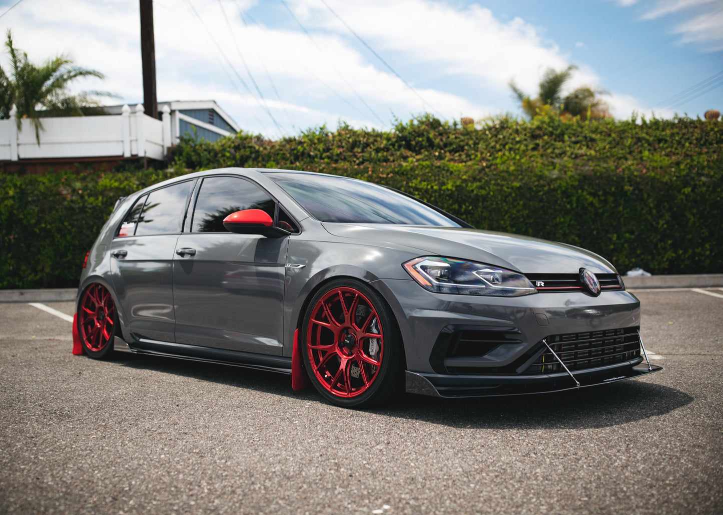 2018 - 2020 Volkswagen Golf GTI Splitter (MK7.5) V2