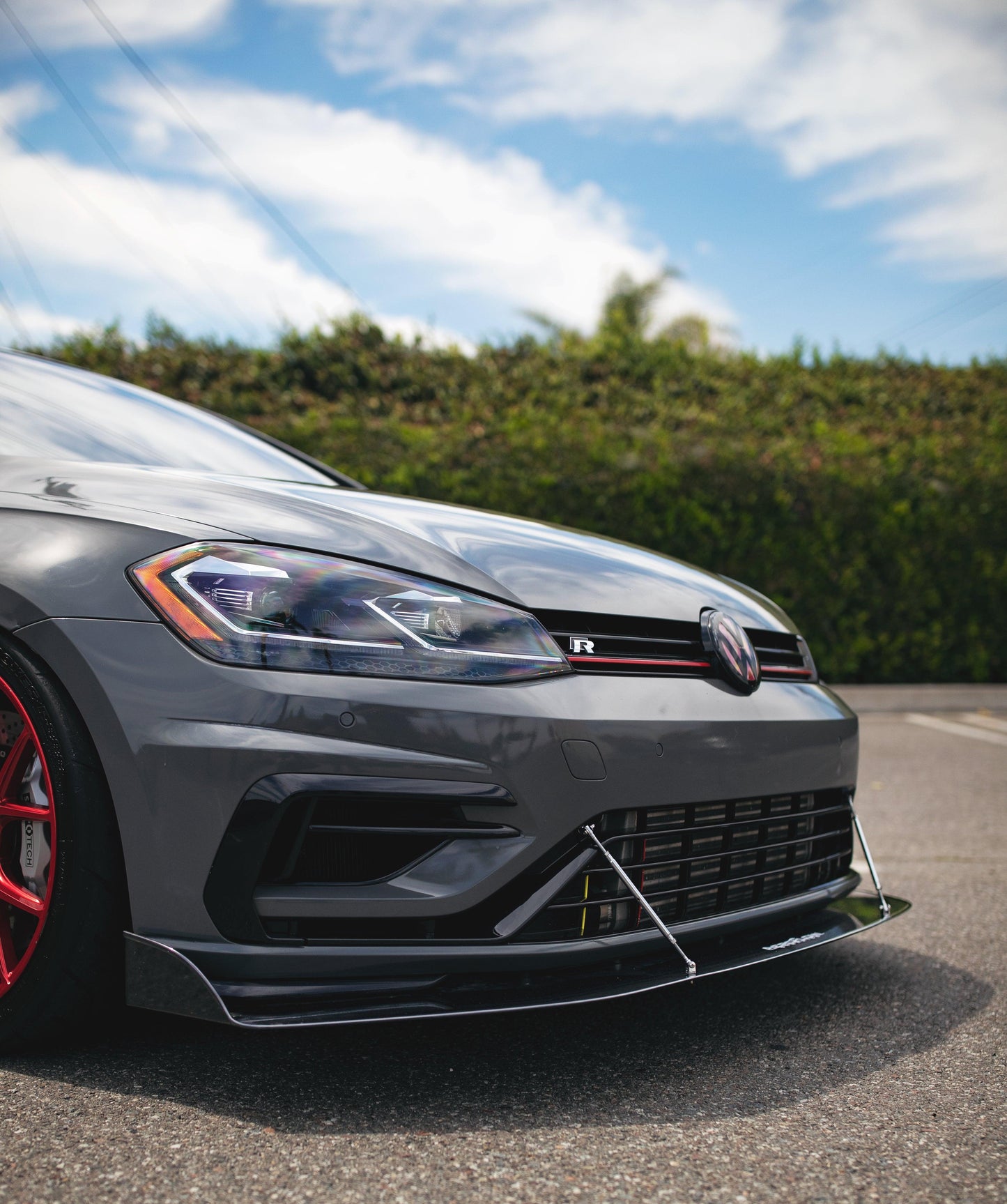 2018 - 2020 Volkswagen Golf GTI Splitter (MK7.5) V2