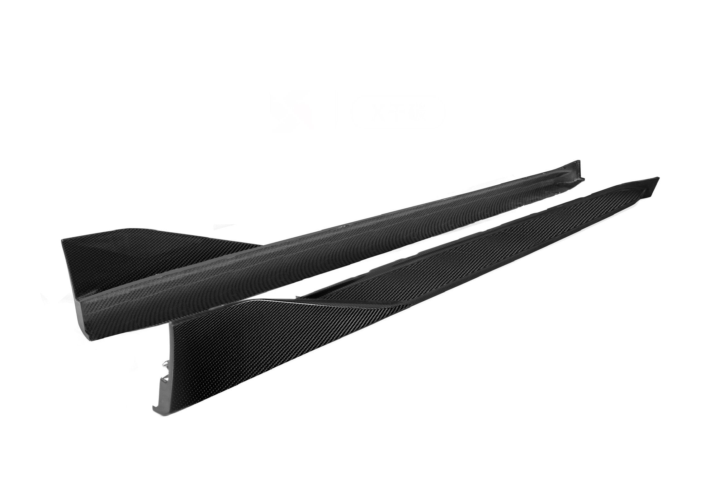 G8X Dry Carbon Fiber MP Style Side Skirts