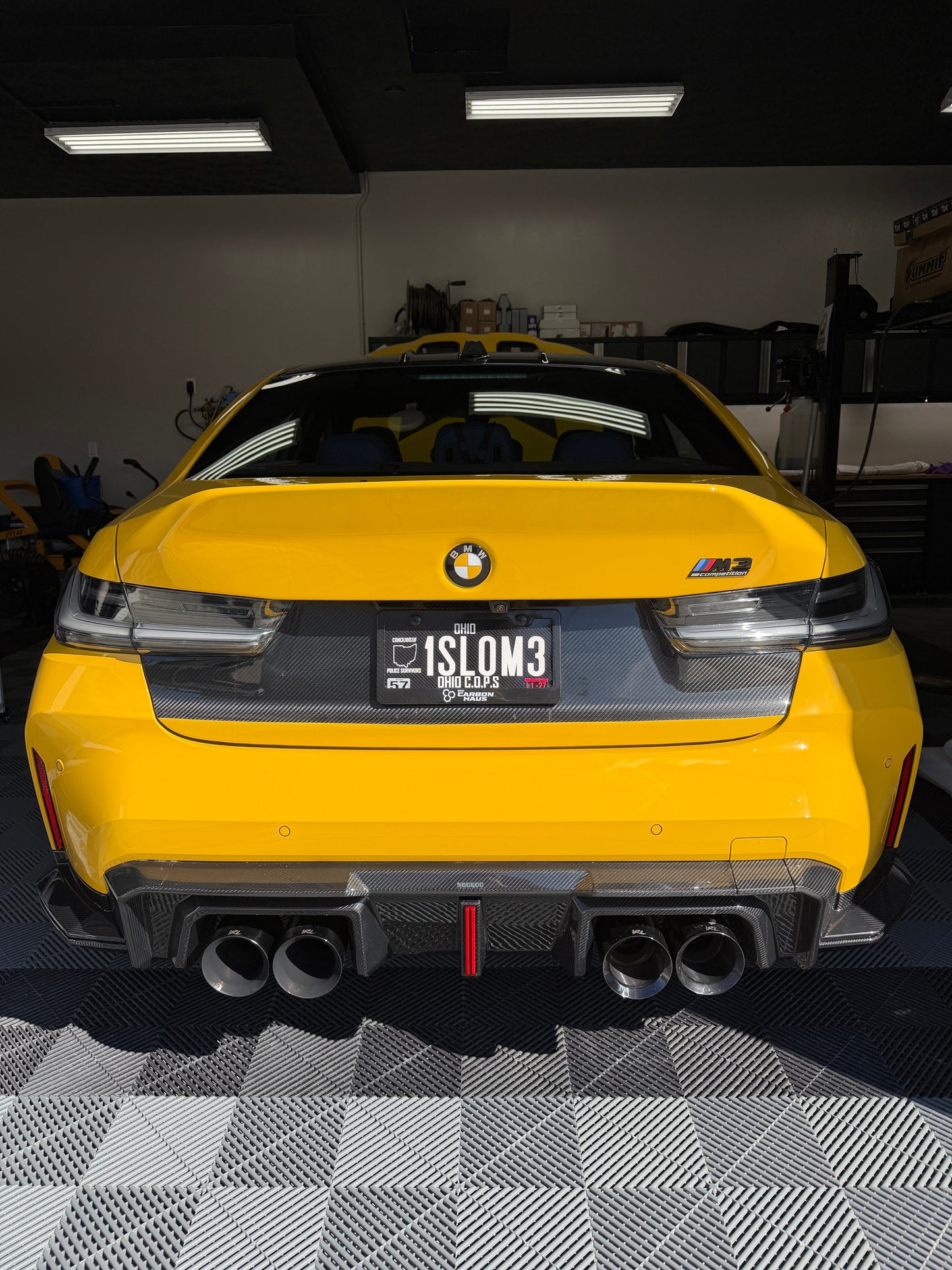 G8X SQ-B Style Dry Carbon Fiber Rear Diffuser Set WITH LED