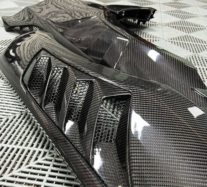 G87 M2 Dry Carbon Fiber Fenders