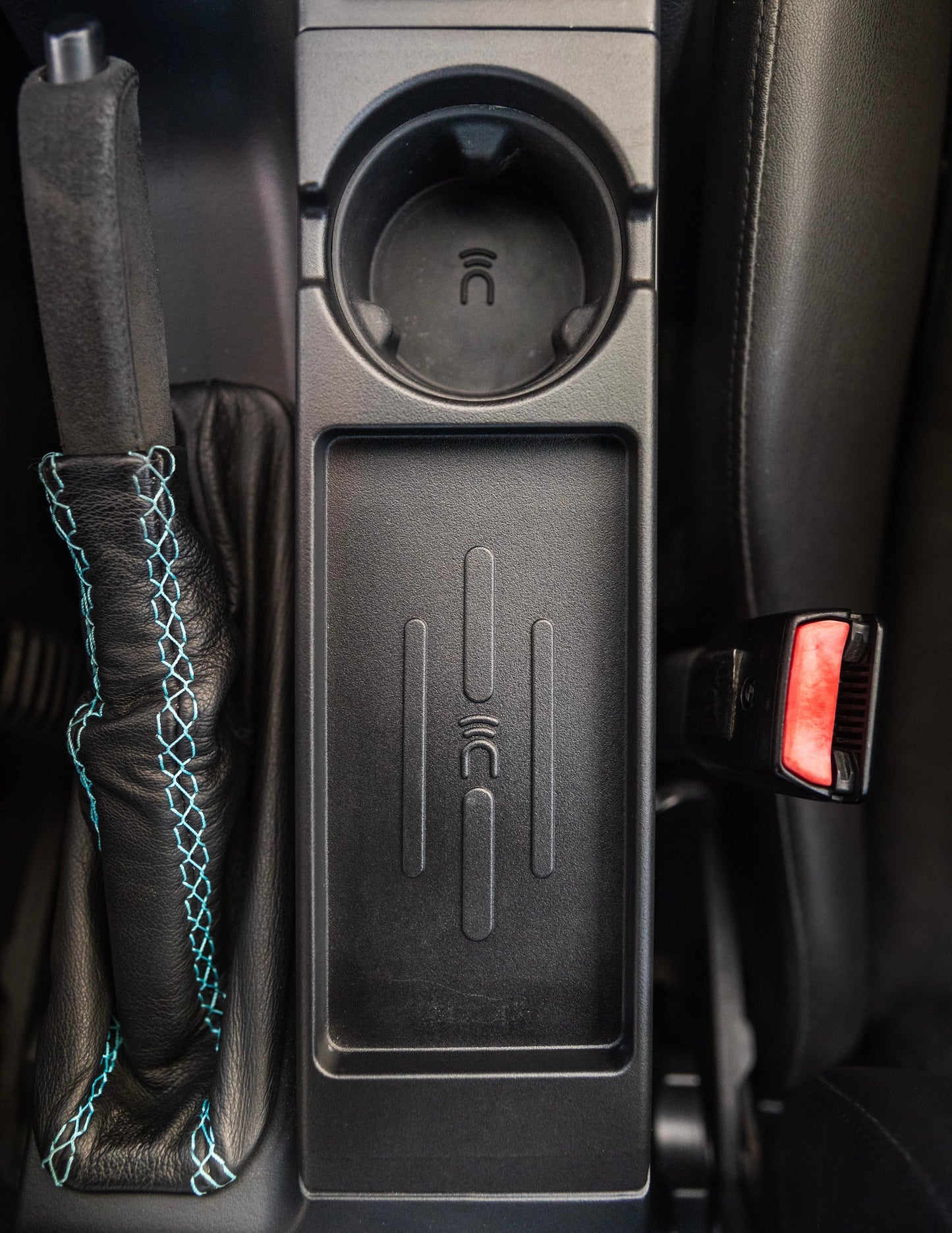 BMW E46 3 SERIES (+M3) Wireless Charger | House of Apex - House of Apex