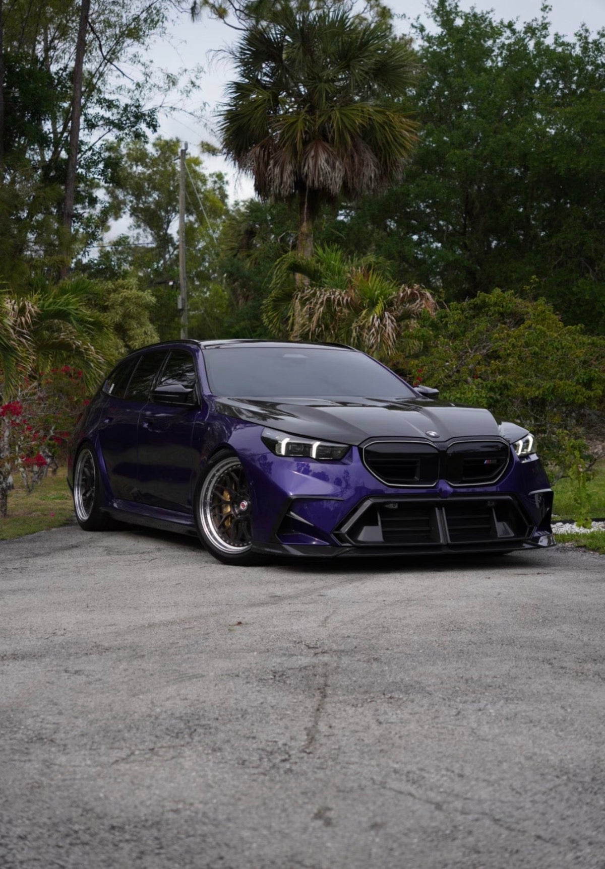 G90/G99 M5 SQ-A Style Dry Carbon Fiber Front Lip
