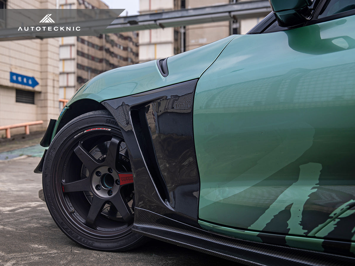 AutoTecknic Dry Carbon V1 Fender Set - A90 Supra