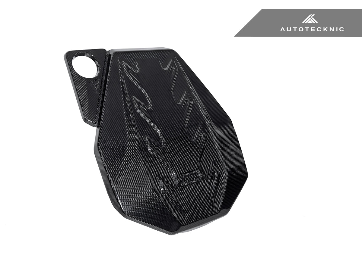 AutoTecknic Pre-Preg Carbon Engine Cover - BMW G90/ G99 M5