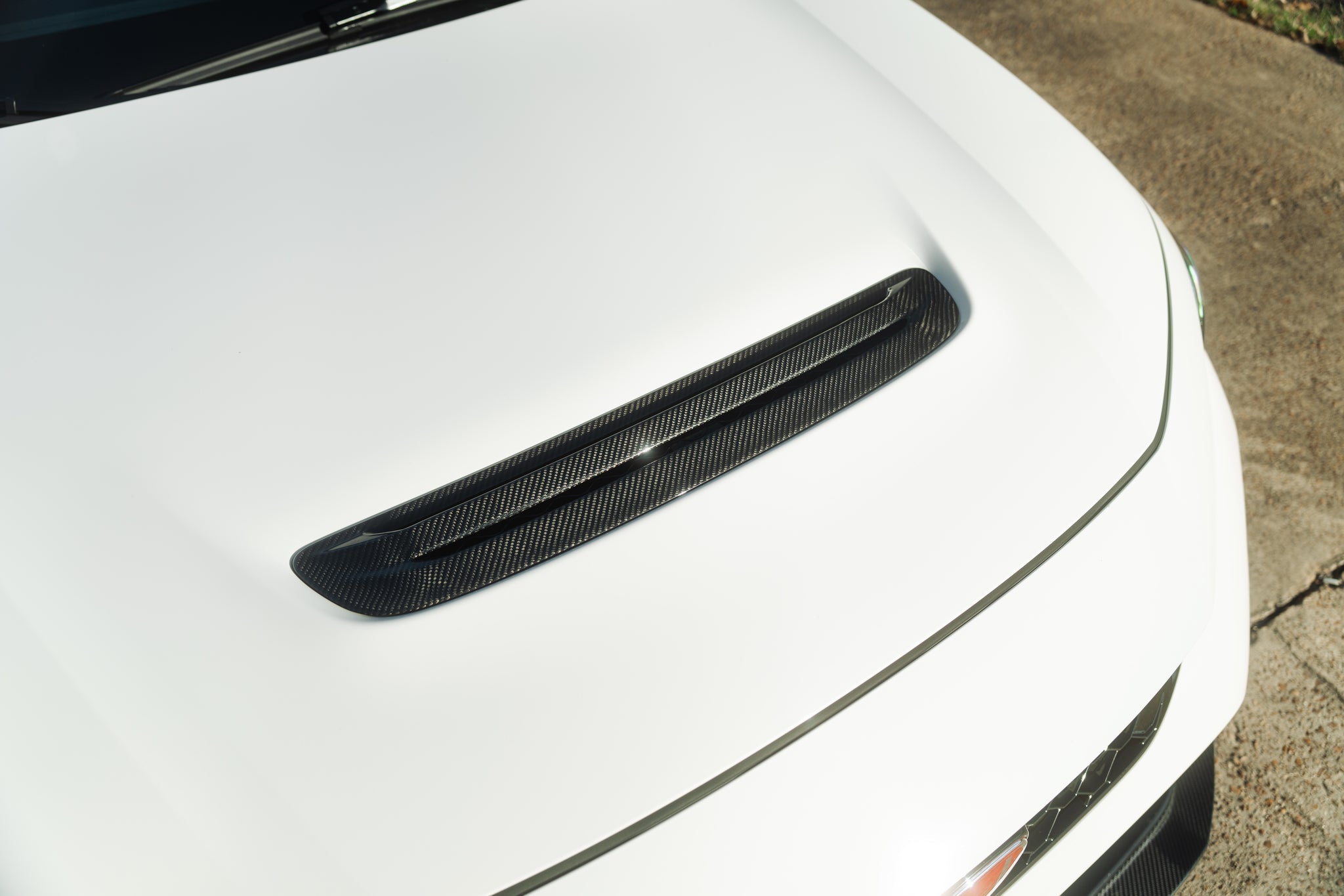 OLM Carbon Fiber Engine Hood Duct Cover - 2023+ Honda Civic Type R