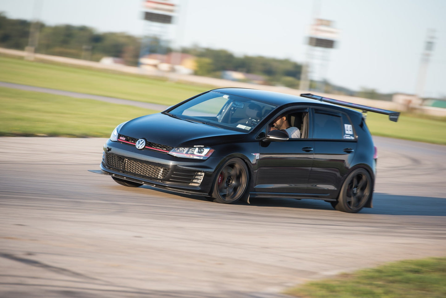 GT Wing – Volkswagen Golf (MK7, 2014-2021)