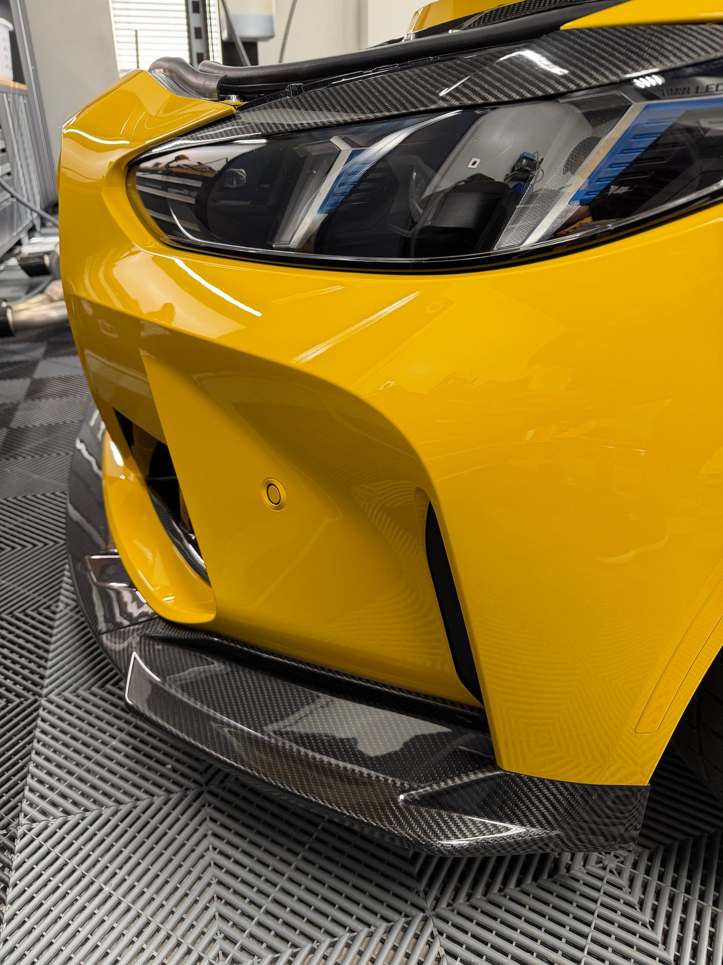 G8X Dry Carbon Fiber V4 Lip
