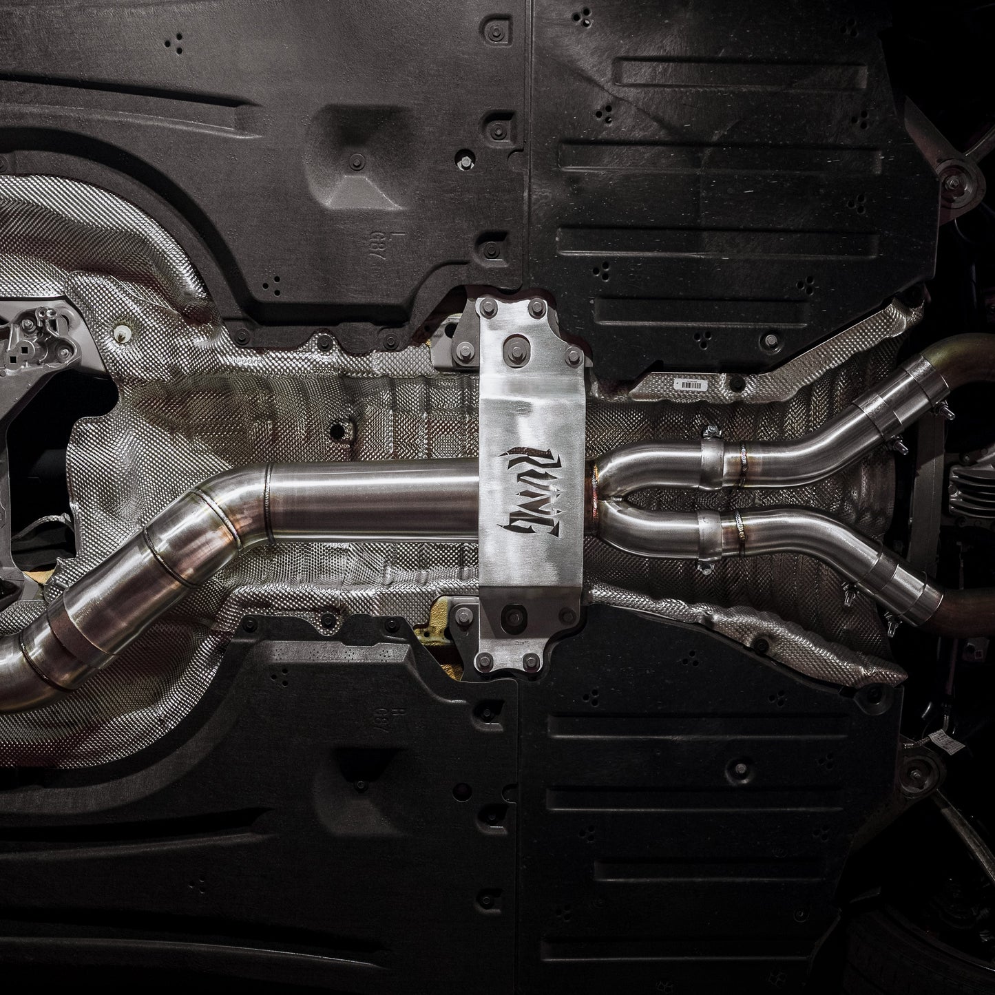 Rvng 4.5” Single Mid pipe (G80 M3/G82M4/G87M2) | House of Apex - House of Apex