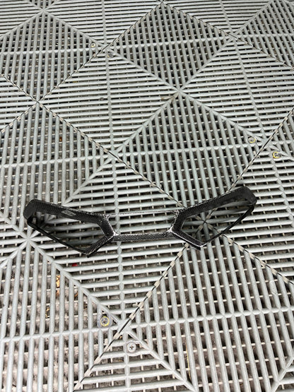 G8X Dry Carbon Fiber Bucket Seat Center Trim