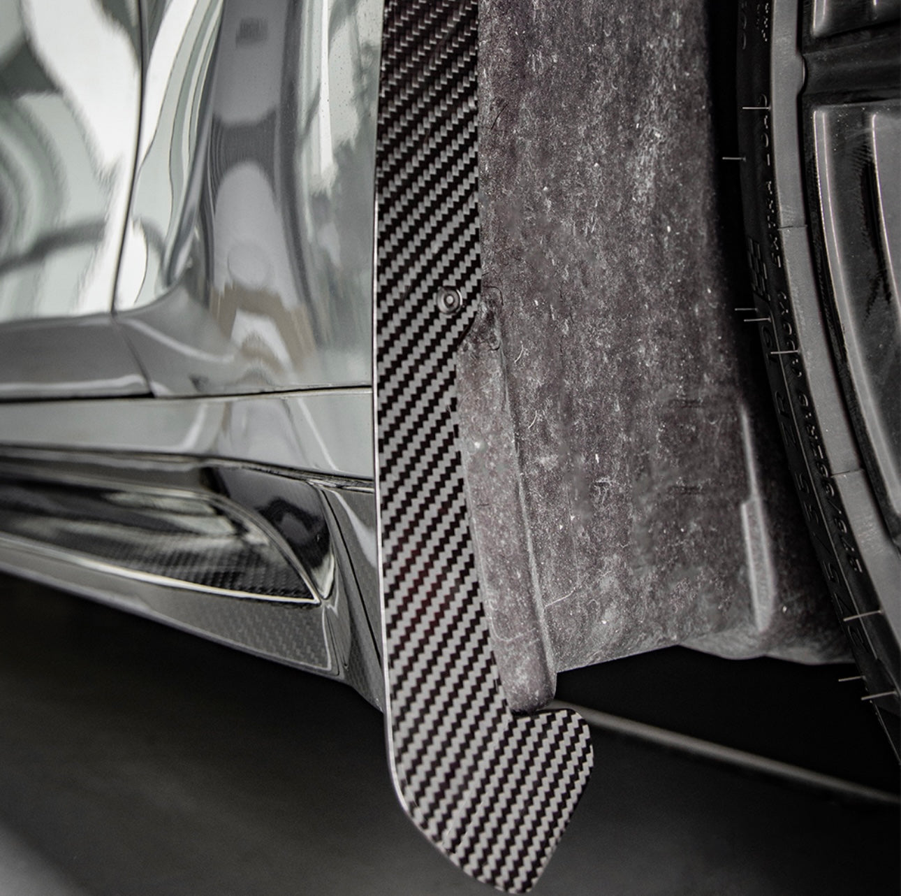 G8X SQ Dry Carbon Fiber Front Mud Flaps