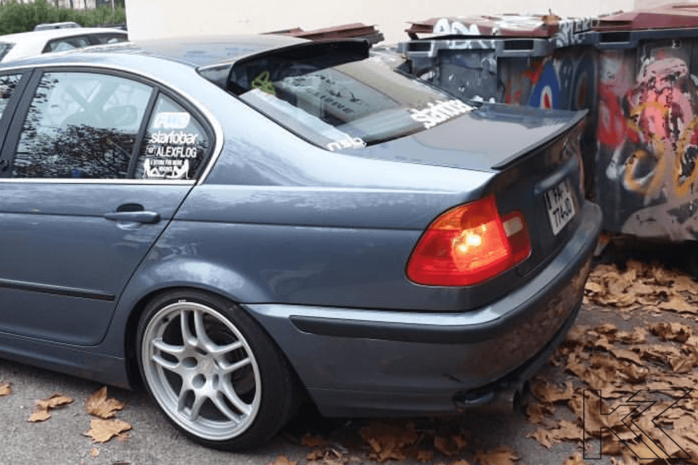 BMW E46 Sedan Series 3 Black HM Roof Spoiler (1998 - 2006)