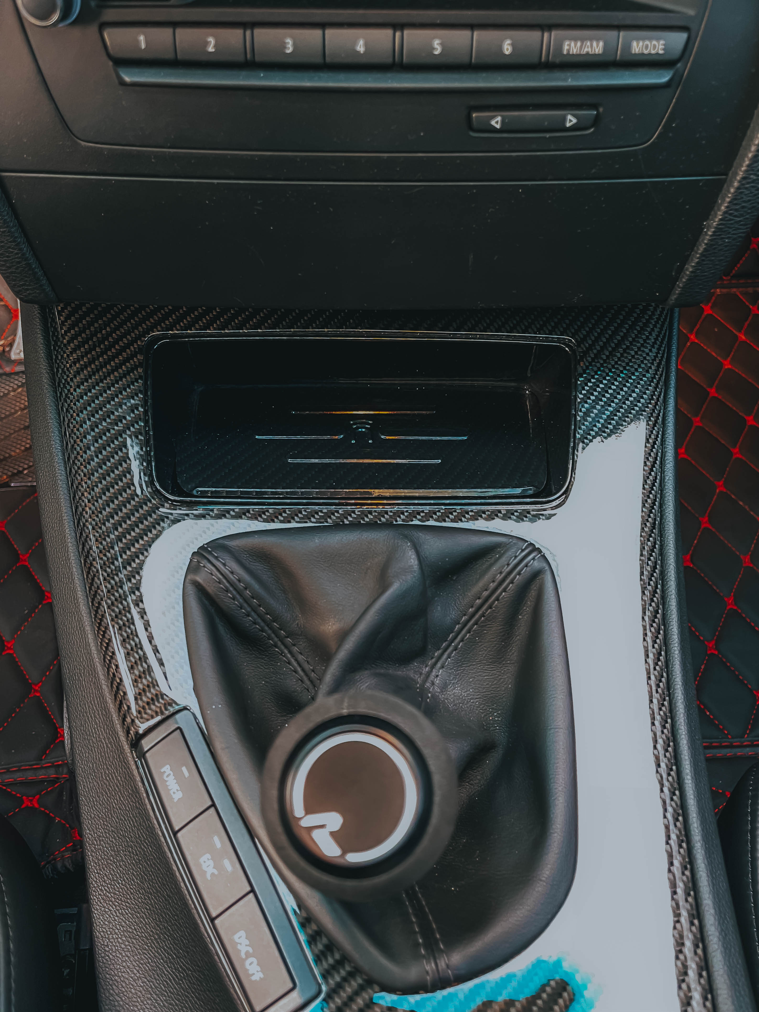 BMW E90/E92  | INDUKTIV Wireless Charging Unit Tray | House of Apex - House of Apex