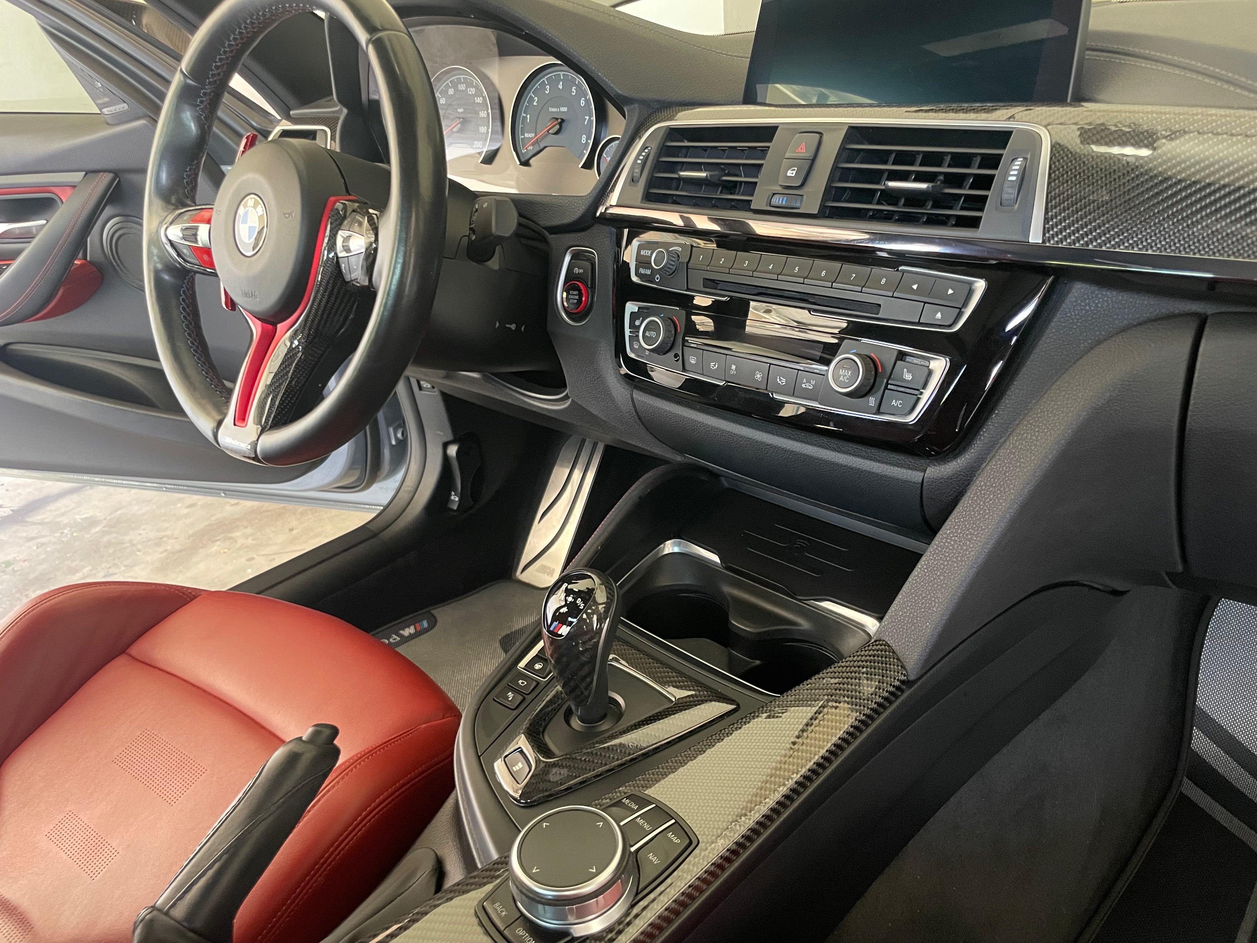 BMW F3X / F8X 3/4 SERIES (+M3/M4) Wireless Charger | House of Apex - House of Apex