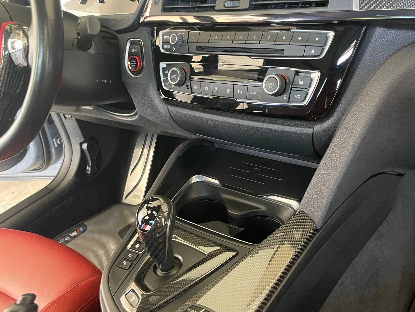 BMW F3X / F8X 3/4 SERIES (+M3/M4) Wireless Charger | House of Apex