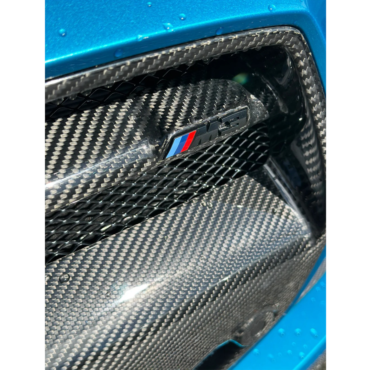 VR Style Carbon Fiber Front Grille Replacement Set for BMW G80 M3/G82 M4